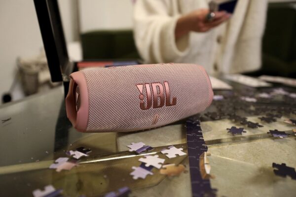JBL Charge 5 (Black) - Image 48
